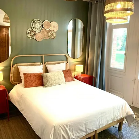 19th Century Mansion With Pool Near Castres *